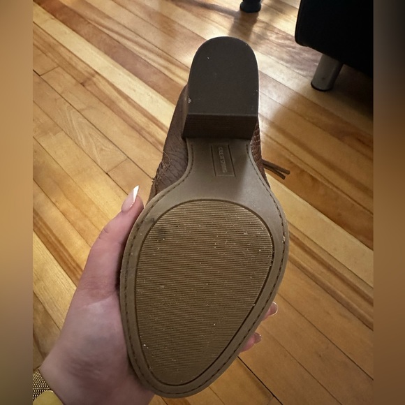 Call It Spring Vegan Leather Wedges (Women’s 7.5) - Picture 9 of 10